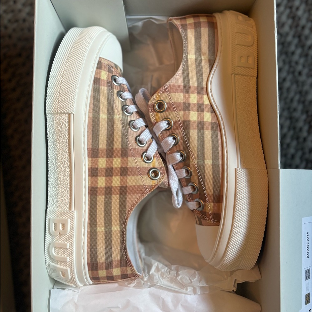 Burberry Beige Check Low Top Sneakers